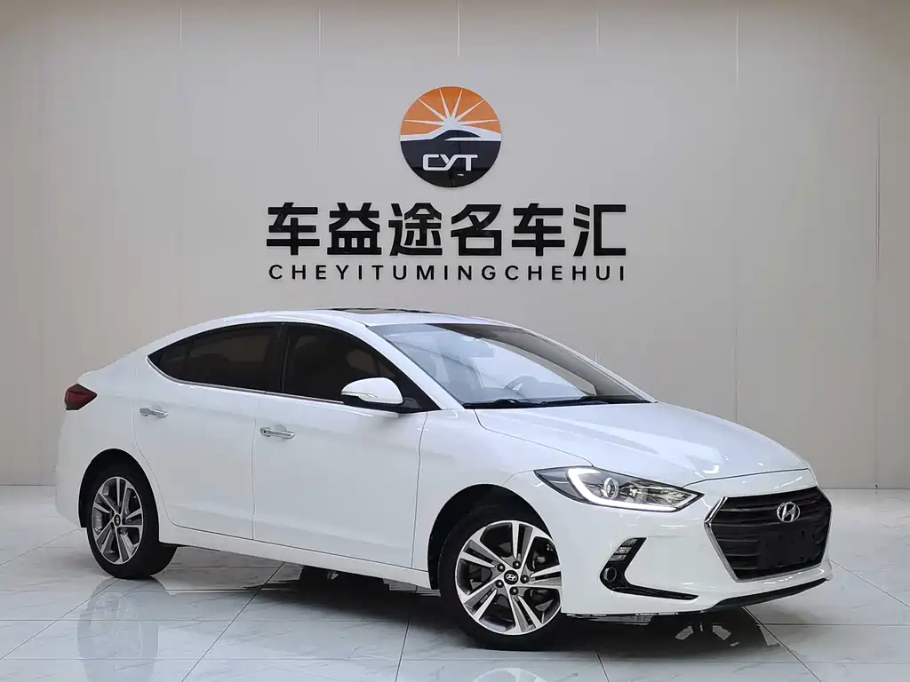 Hyundai Elantra 2019 — фото 3