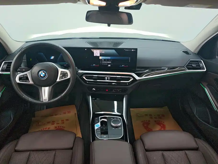 BMW i3 2022 — фото 12