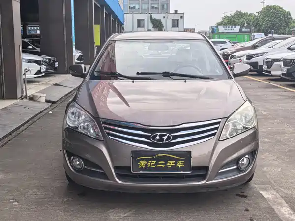 Hyundai Yuedong 2015