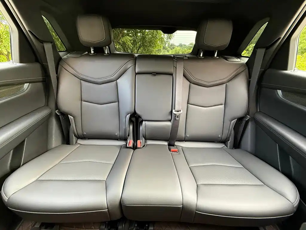 Cadillac XT5 2022 — фото 10
