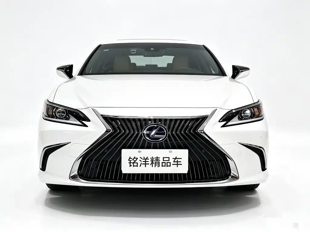 Lexus ES 2019