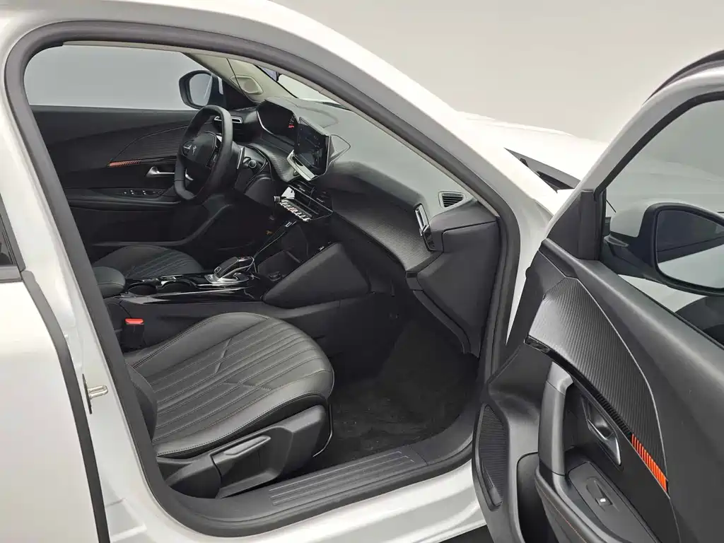 Peugeot 2008 2025