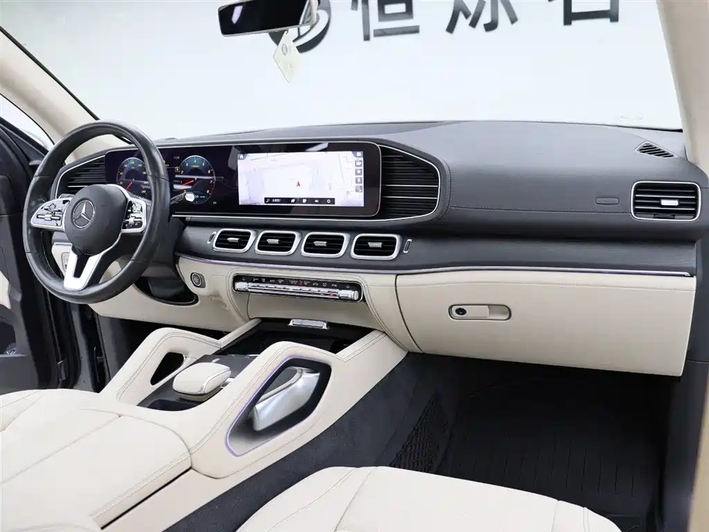 Mercedes-Benz GLE 2019 — фото 23