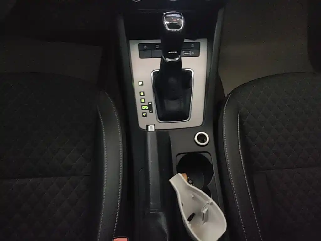 Skoda Octavia 2020 — фото 14