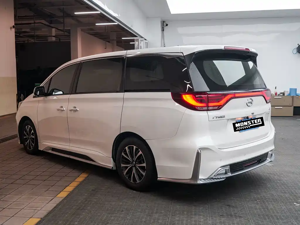 GAC Motor Trumpchi M8 2021 — фото 4