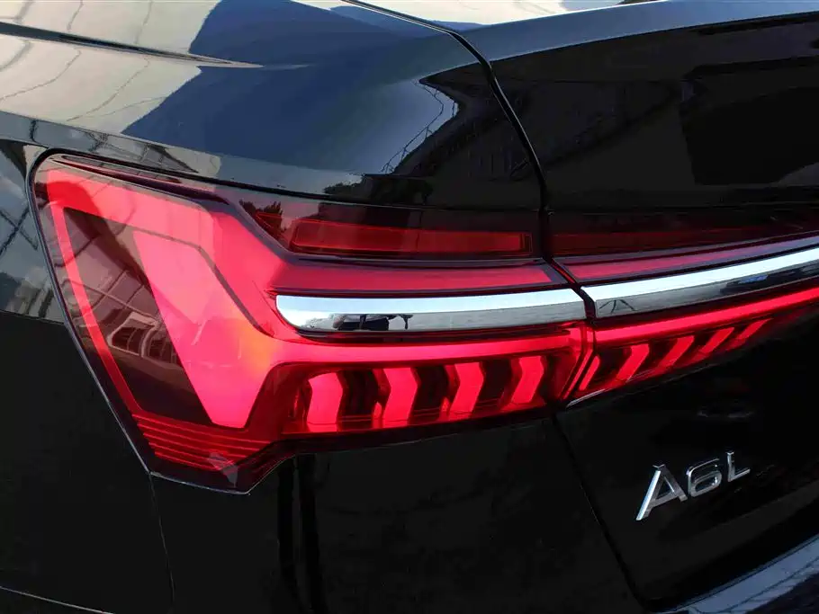 Audi A6L 2021 — фото 11
