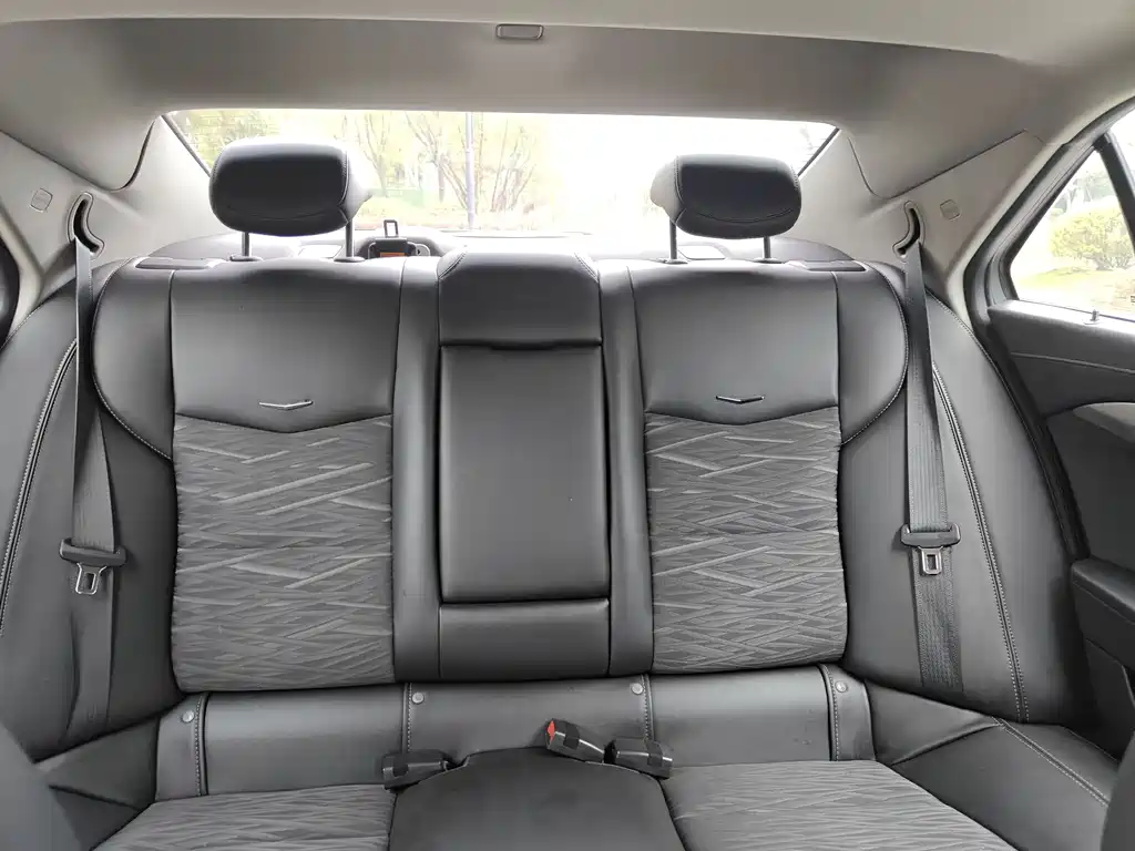 Cadillac ATS-L 2015 — фото 13