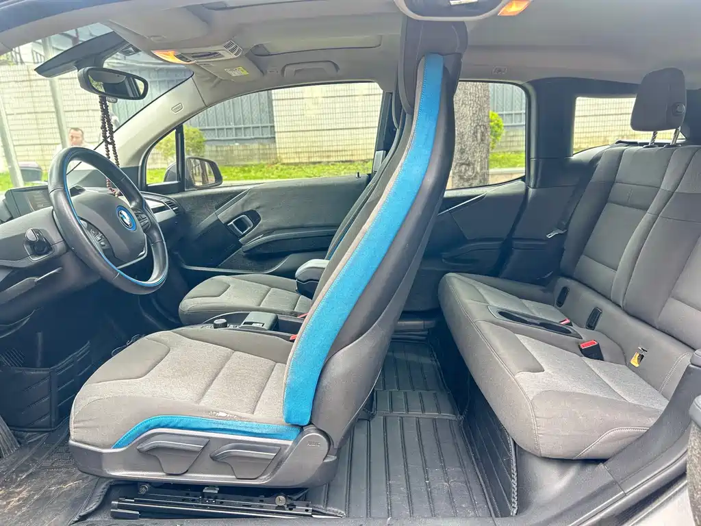 BMW i3 2018 — фото 11