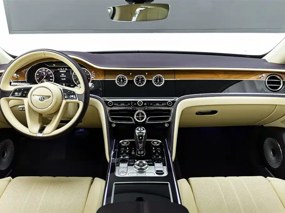 Bentley Flying Spur 2020 — фото 9