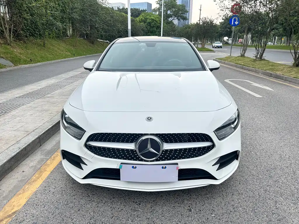 Mercedes-Benz A-Class 2021 — фото 1