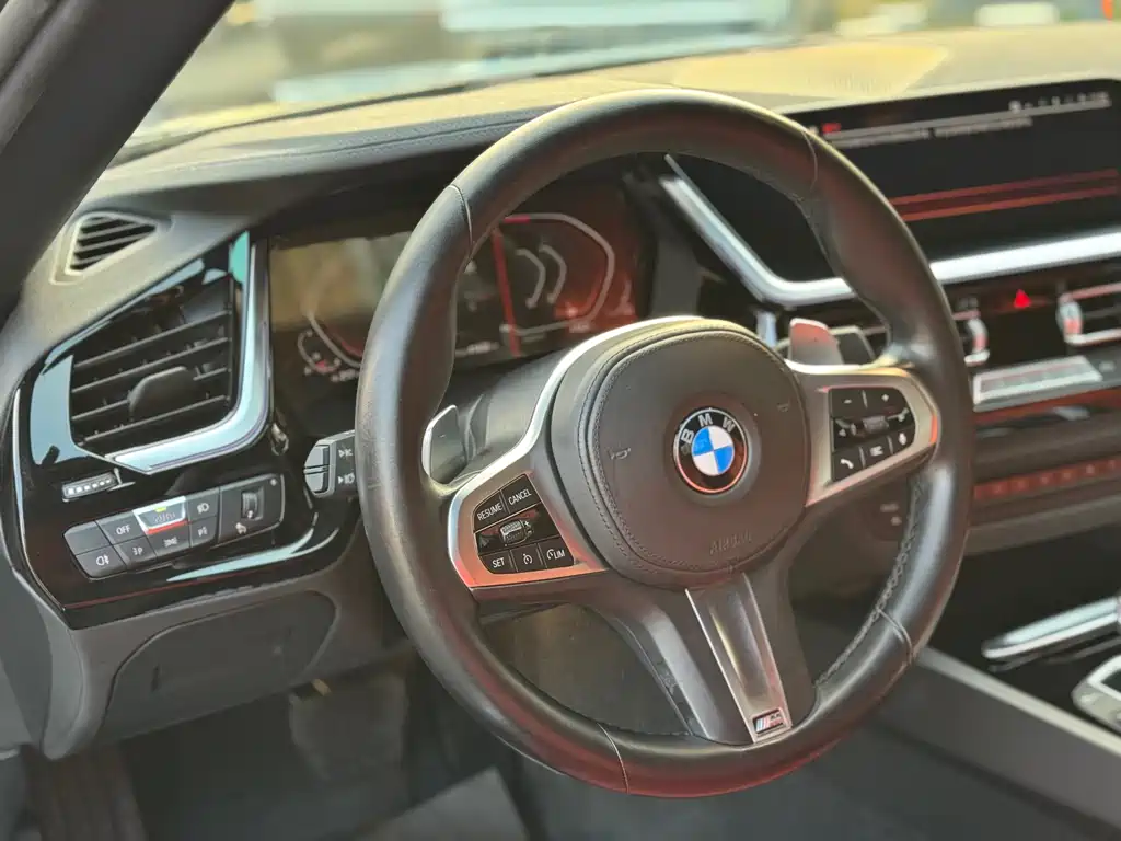 BMW Z4 2023 — фото 8