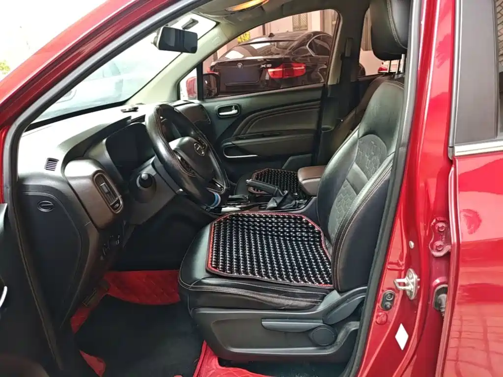 GAC Trumpchi GS3 2018 — фото 15