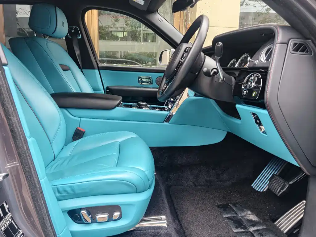 Rolls-Royce Cullinan 2021