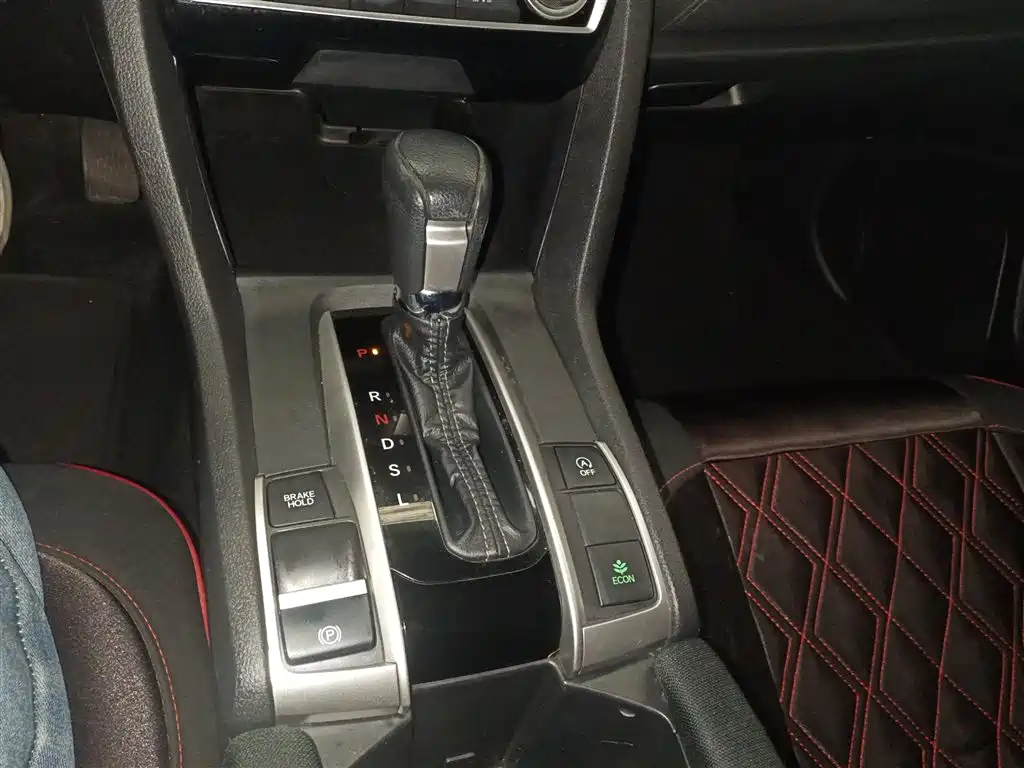 Honda Civic 2019 — фото 14