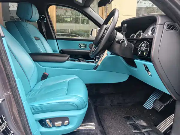 Rolls-Royce Cullinan 2021