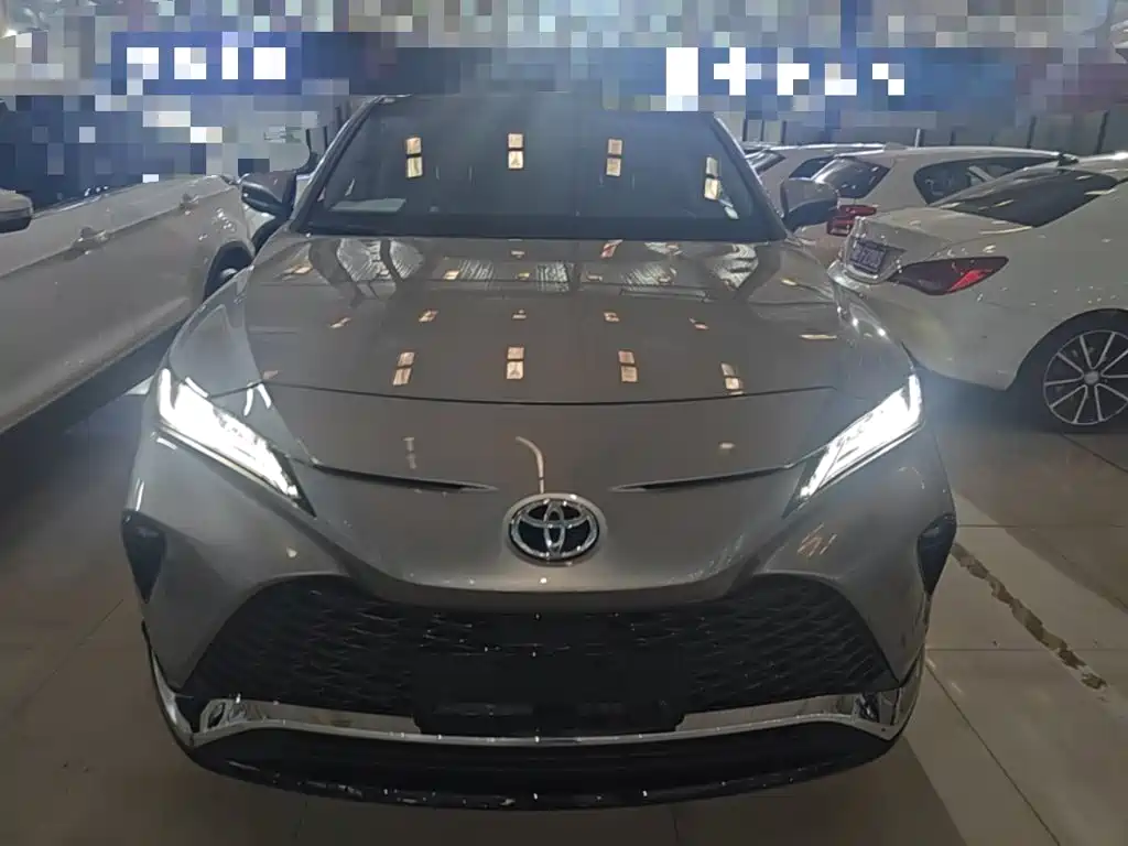 Toyota Venza 2023