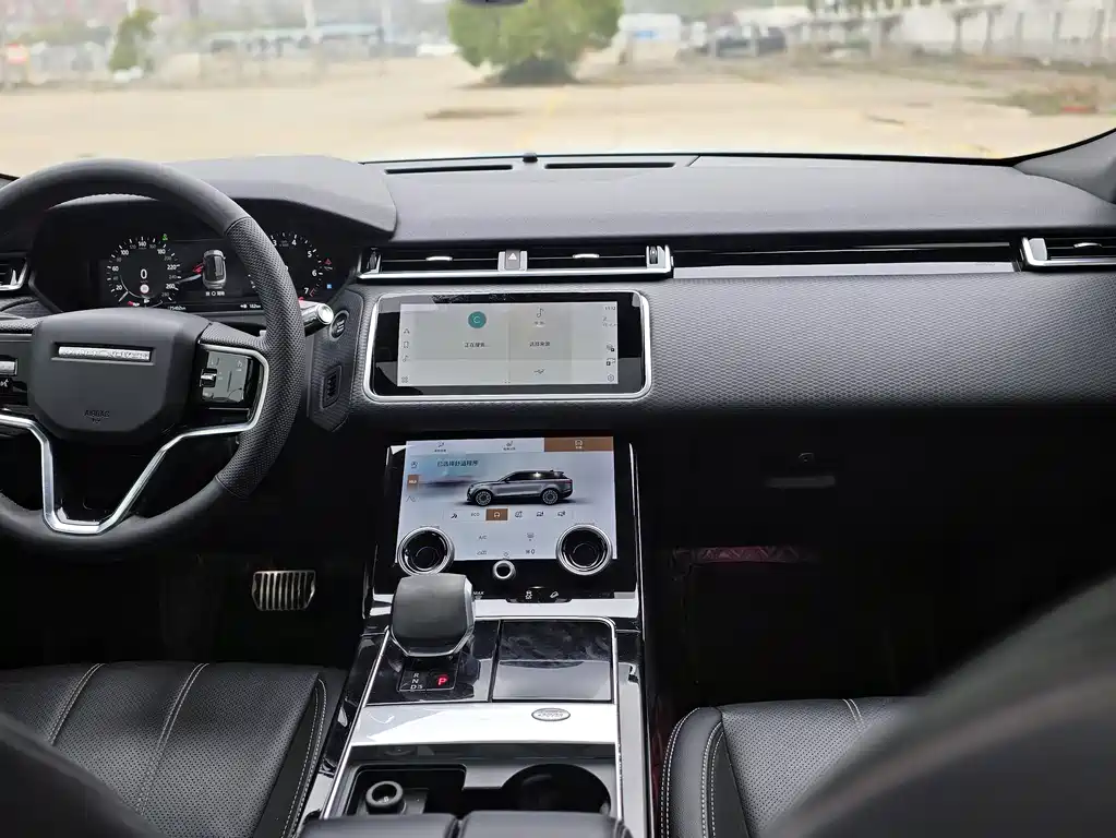 Land Rover Range Rover Velar 2022 — фото 6