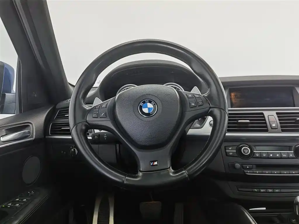BMW X5 M 2013 — фото 11