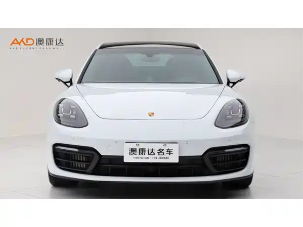 Porsche Panamera 2024