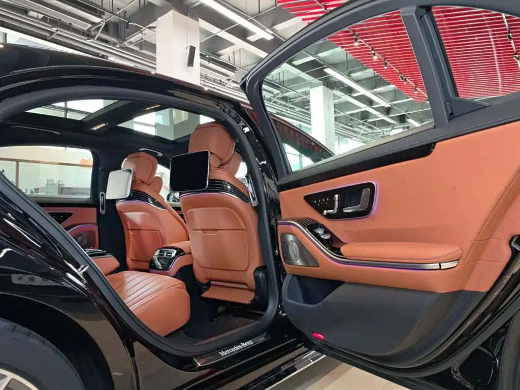 Mercedes-Benz S-Class 2024 — фото 20