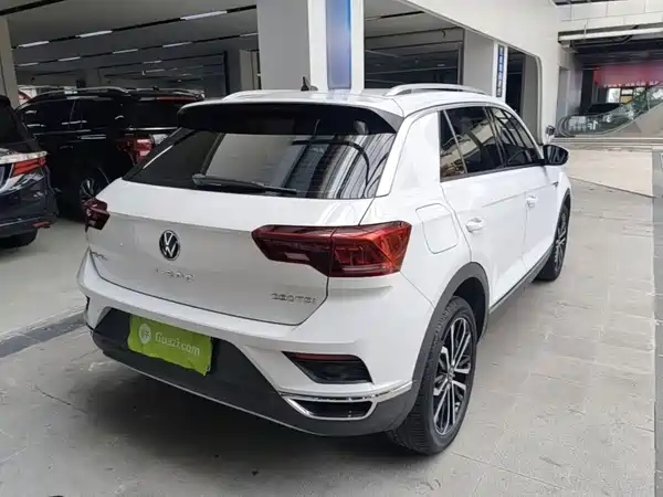 Volkswagen T-Roc 2023