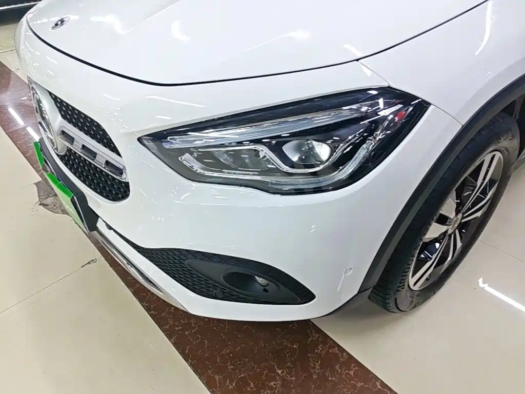 Mercedes-Benz GLA 2021 — фото 24