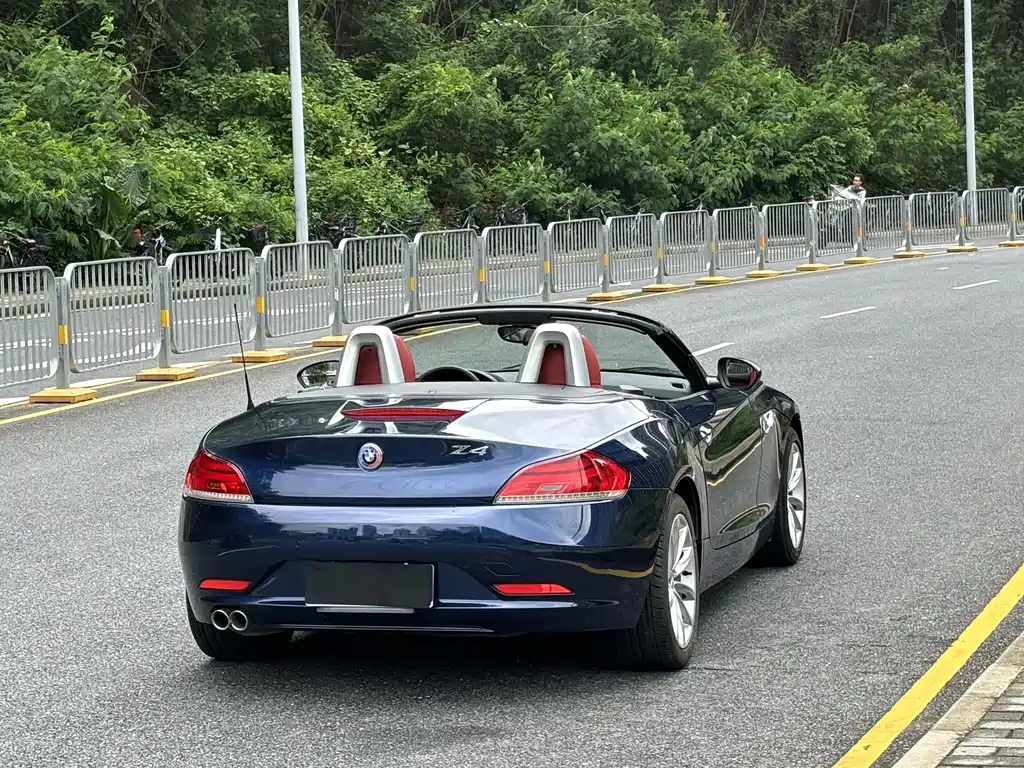 BMW Z4 2015 — фото 17