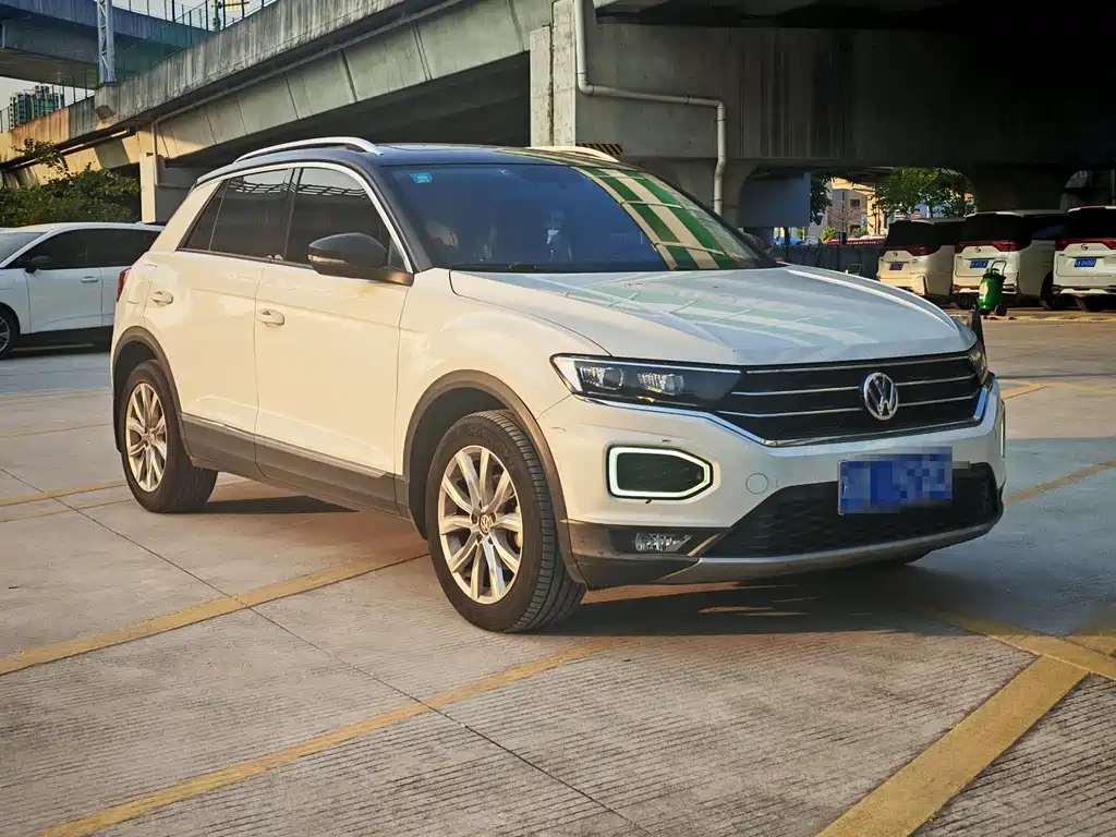 Volkswagen T-Roc 2019 — фото 3