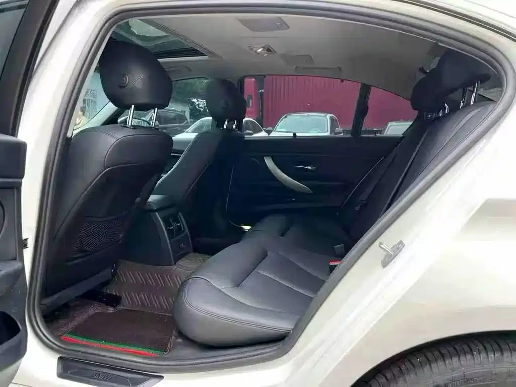 BMW 3 Series 2015