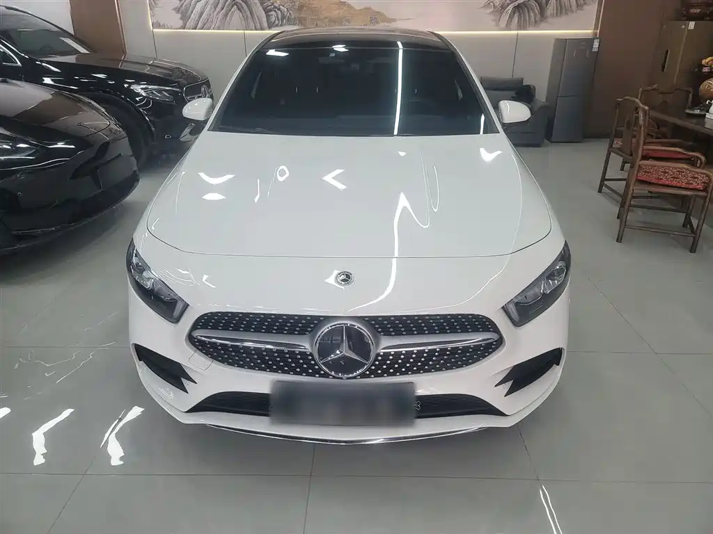 Mercedes-Benz A-Class 2022 — фото 3