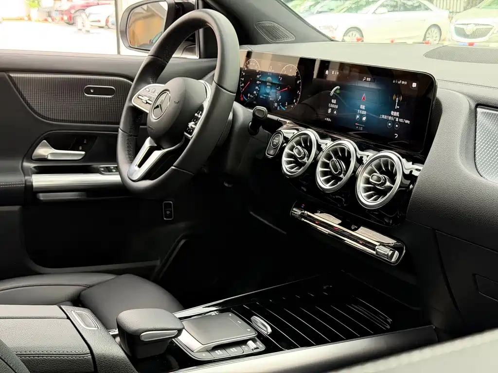 Mercedes-Benz GLA 2022 — фото 17