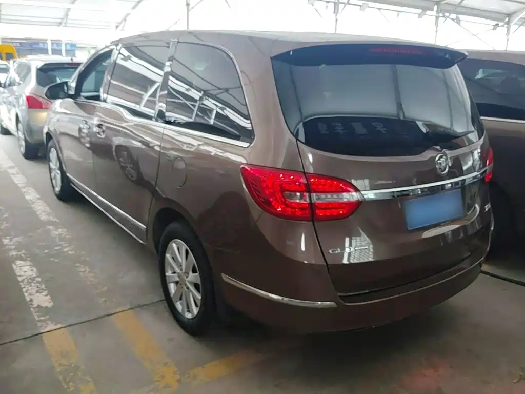 Buick GL8 2019