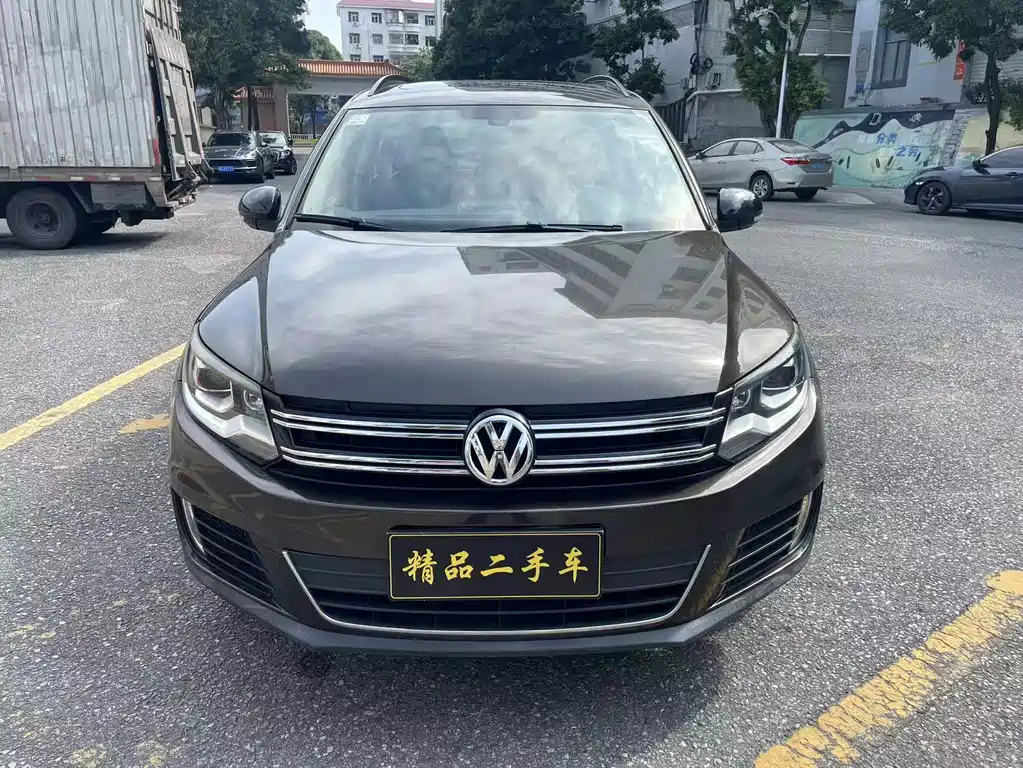 Volkswagen Tiguan 2015 — фото 2