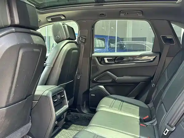 Porsche Cayenne 2019