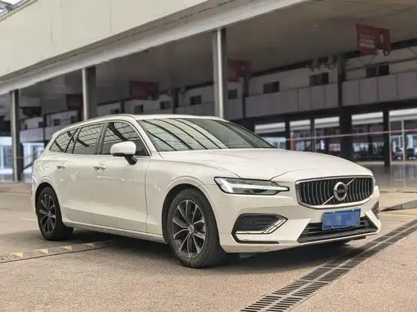 Volvo V60 2020