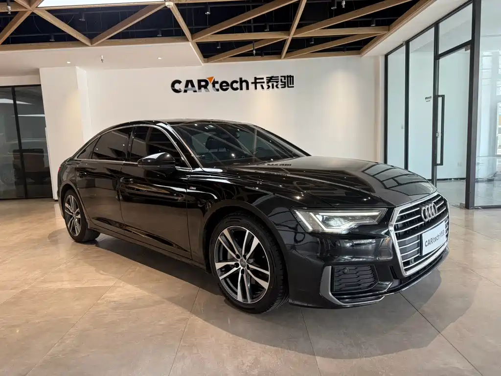Audi A6L 2021 — фото 1
