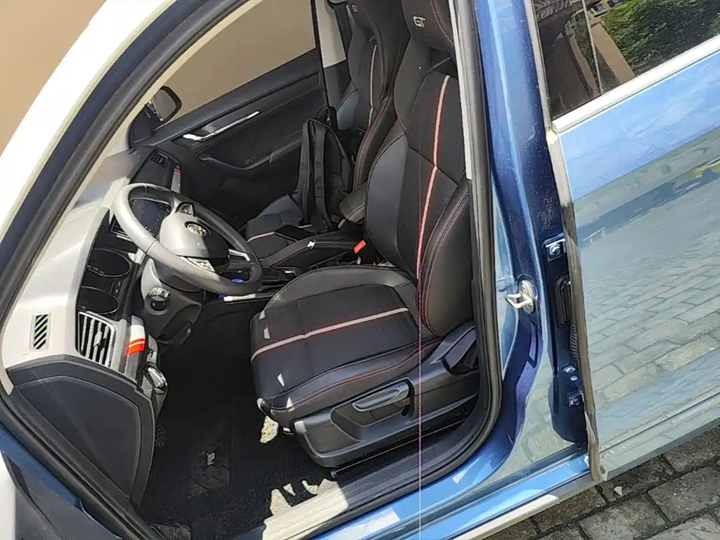 Skoda Kamiq 2020 — фото 15