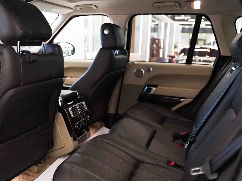 Land Rover Range Rover 2017 — фото 14