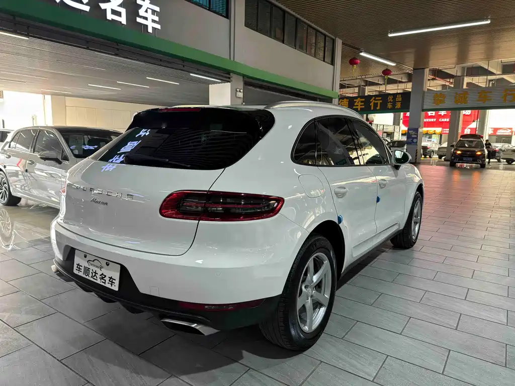 Porsche Macan 2015 — фото 6