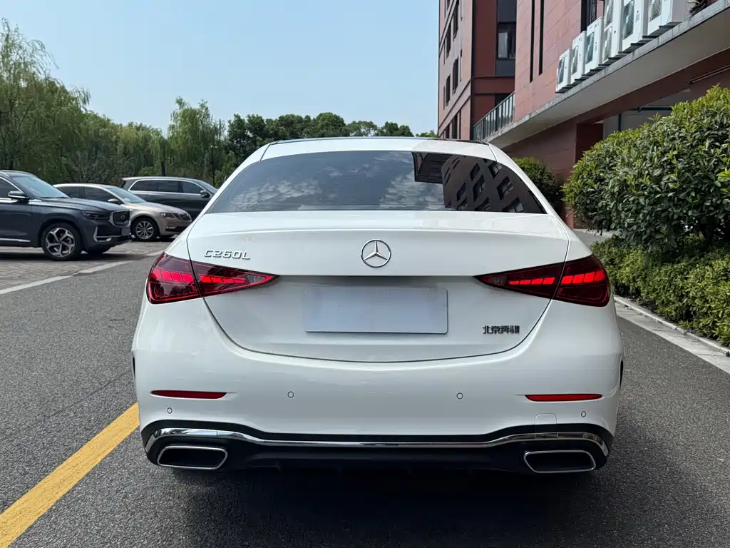 Mercedes-Benz C-Class 2023 — фото 14
