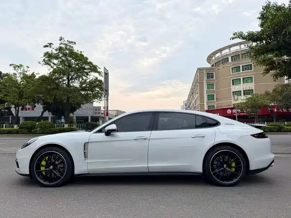 Porsche Panamera New Energy 2018