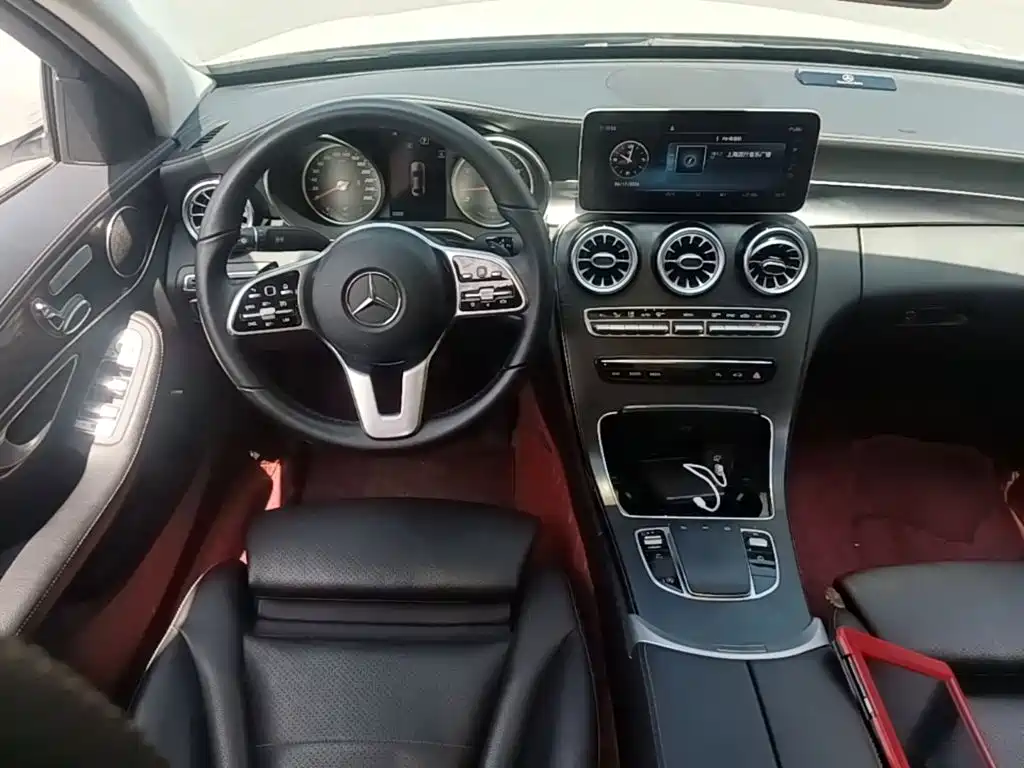 Mercedes-Benz C-Class 2019 — фото 10