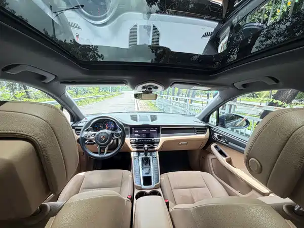 Porsche Macan 2020