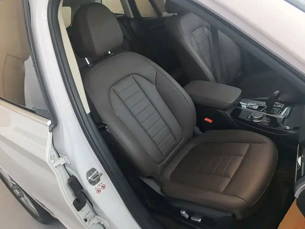 BMW X3 2020 — фото 25