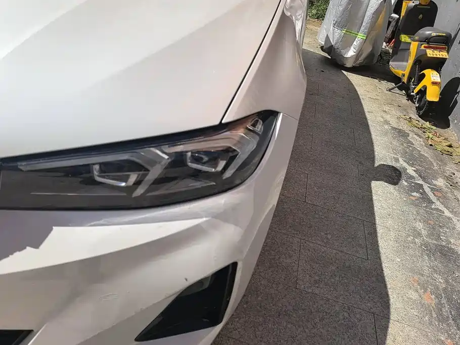 BMW i3 2024