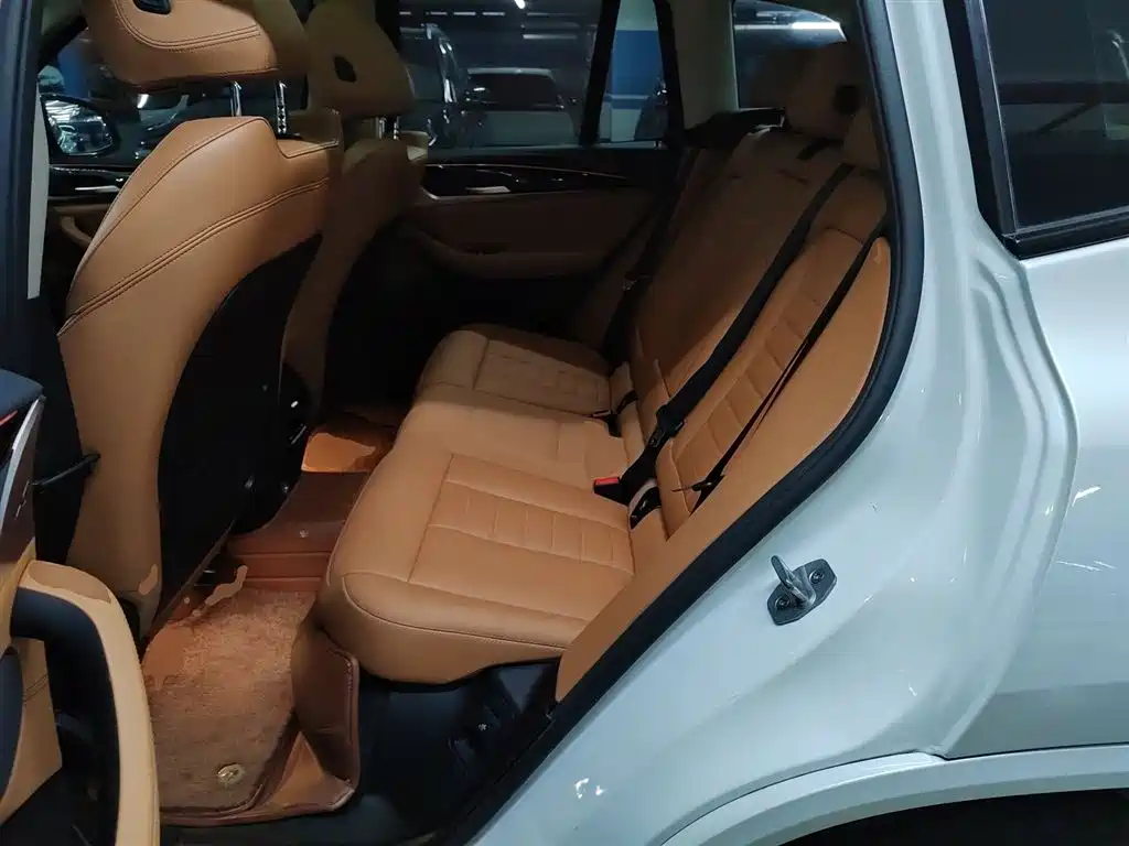 BMW X3 2018 — фото 17