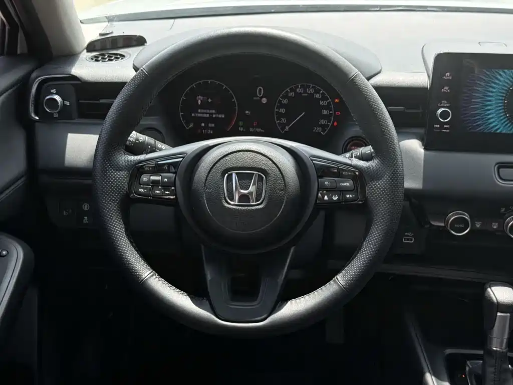 Honda Vezel 2023 — фото 17