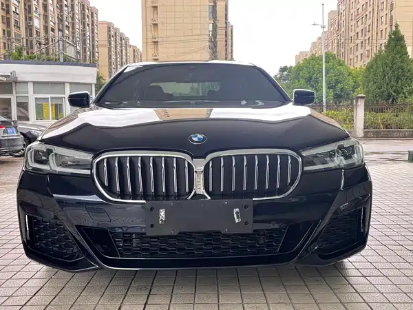 BMW 5 Series 2023