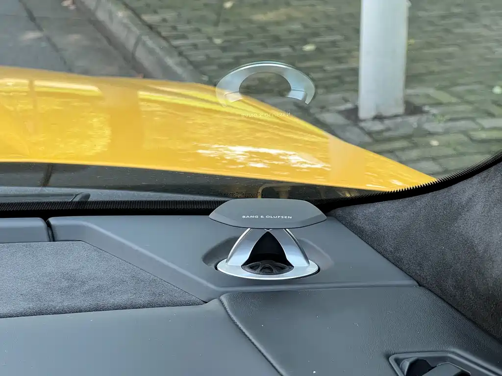 Lamborghini Urus 2019 — фото 19