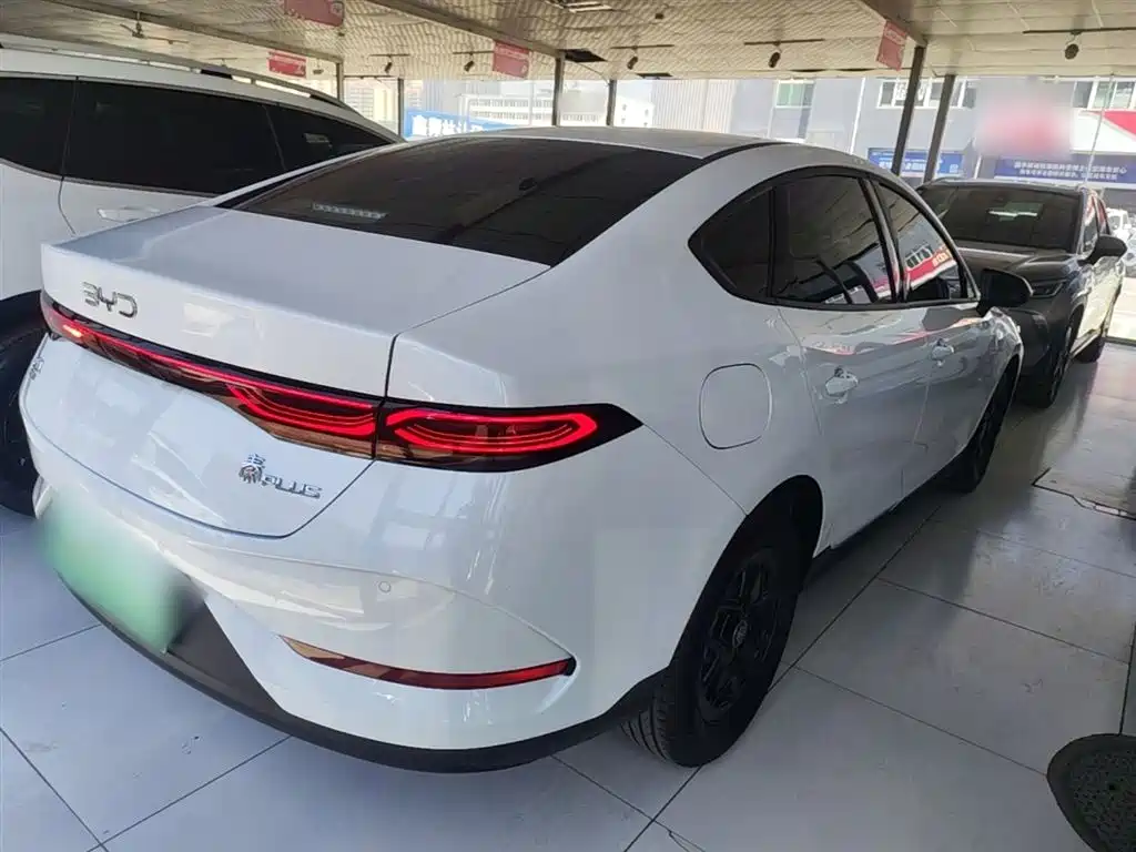 BYD Qin PLUS 2025 — фото 7